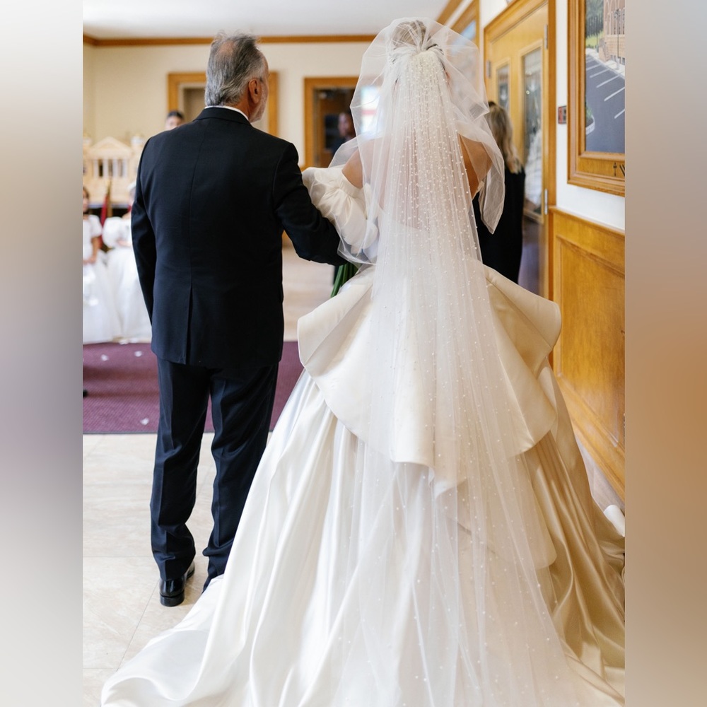 Pearl Wedding Veil - Picture 2 of 4
